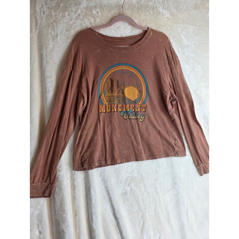 Pretty Rebel Monument Valley Graphic Long Sleeve T Shirt Women's Size L